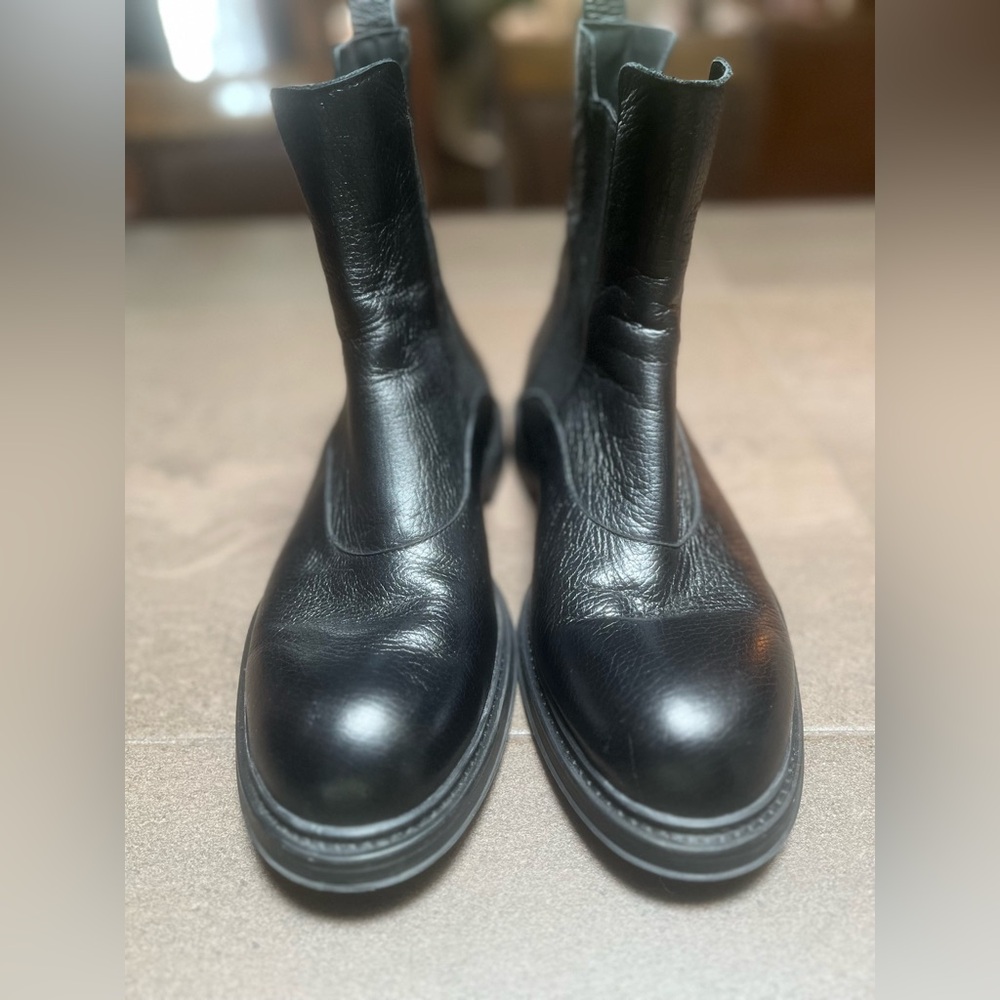 Men’s Emporio Armani Grained Leather Chelsea Ankle Boots Size UK 10 - Picture 2 of 8